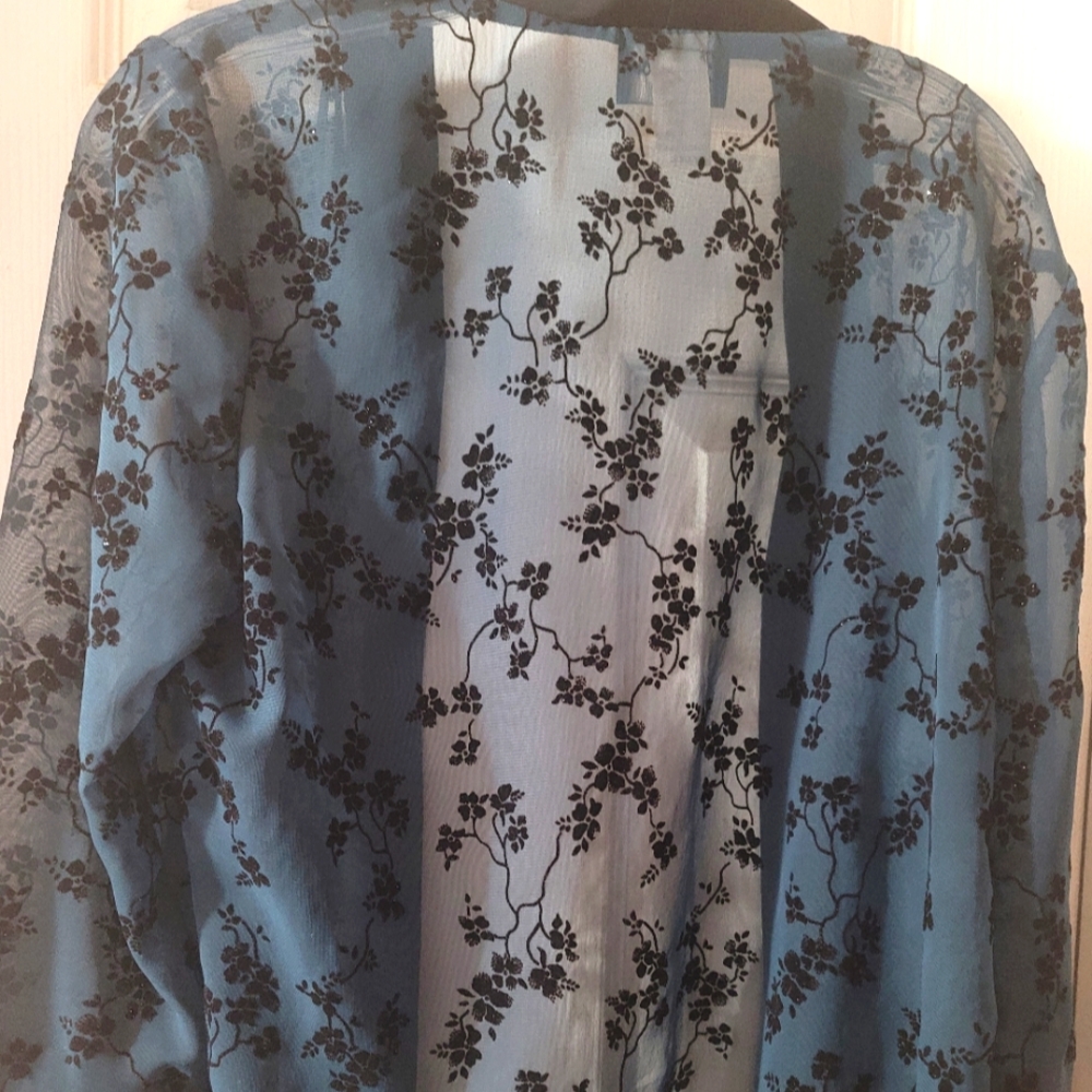 Caribou New York open front Cardigan. See thru green